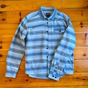 Patagonia Mens Small Flannel